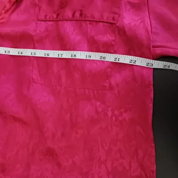 VTG Lucie Ann II Hot‎ Pink Satin Longsleeve Button-Up Collared Nightshirt Size M - Picture 8 of 10